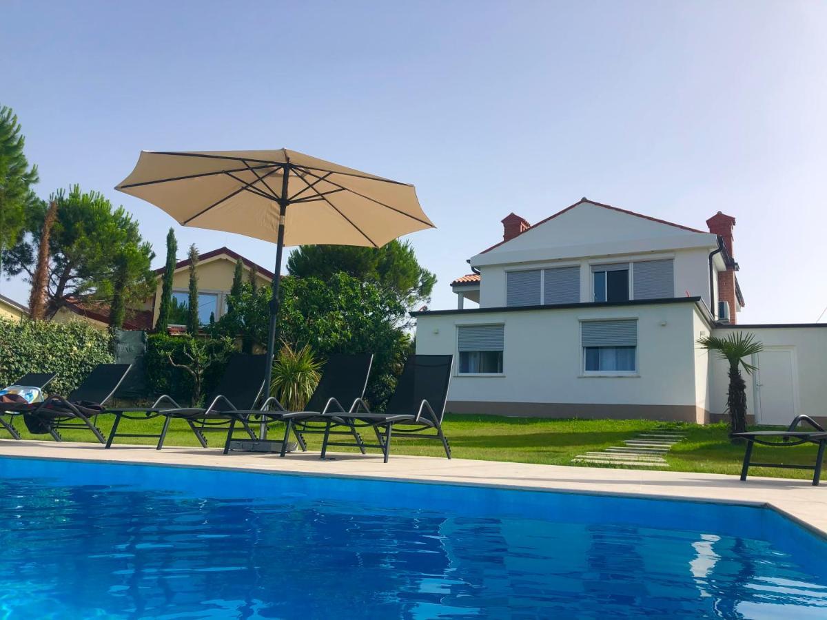 Apartmaji Melipu 1 Izola Buitenkant foto