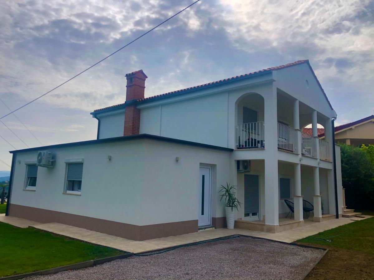 Apartmaji Melipu 1 Izola Buitenkant foto