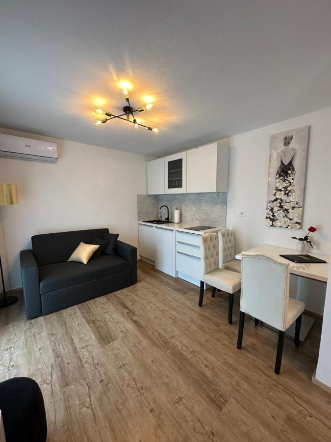 Apartmaji Melipu 1 Izola Buitenkant foto